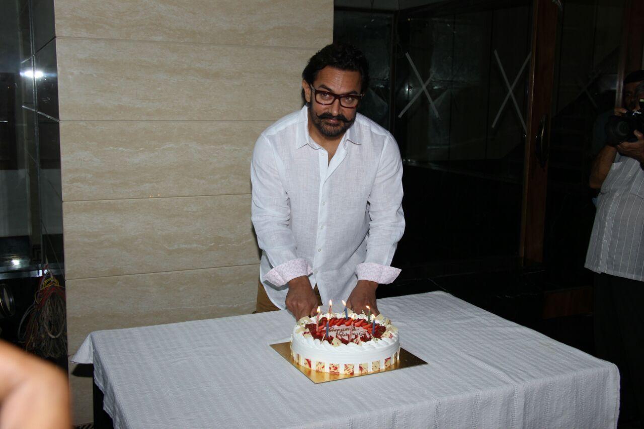 Aamir Khan is Celebrating his 52nd Birthday Today! - Masala.com