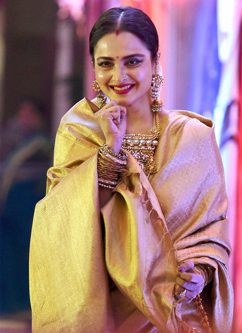 Rekha on Life, Loneliness And Rumours of Her Secret Marriage to Sanjay Dutt  - Masala.com