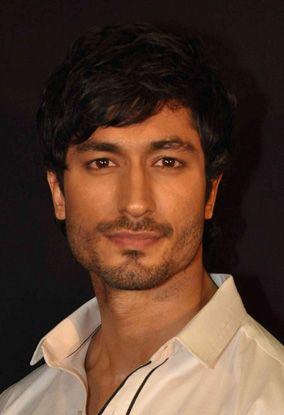 If actresses take up action, what will men like me do? | Hindi Movie News -  Times of India