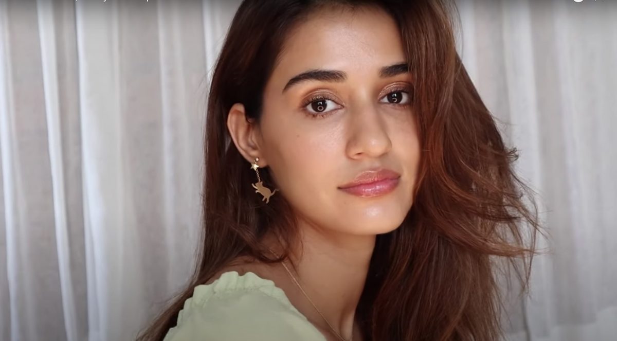Disha Patani shows fans her 10 step 'dewy makeup look' in a tutorial -  Masala