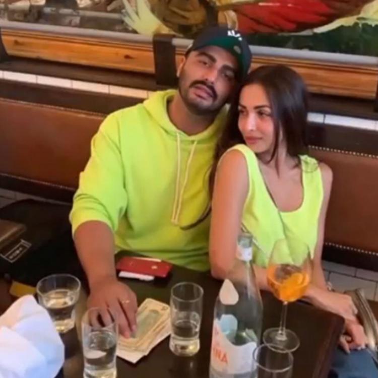 Malaika Arora shares loved up picture of her and Arjun Kapoor in matching outfits - Masala