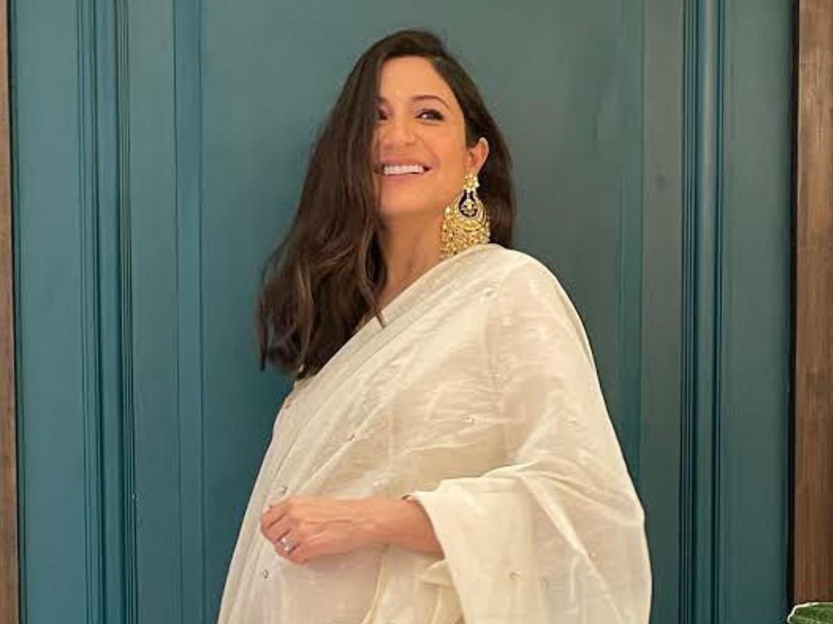 Anushka Sharma plans to get back to work instantly after childbirth - Masala Anushka Sharma plans to get back to work instantly after childbirth - Masala