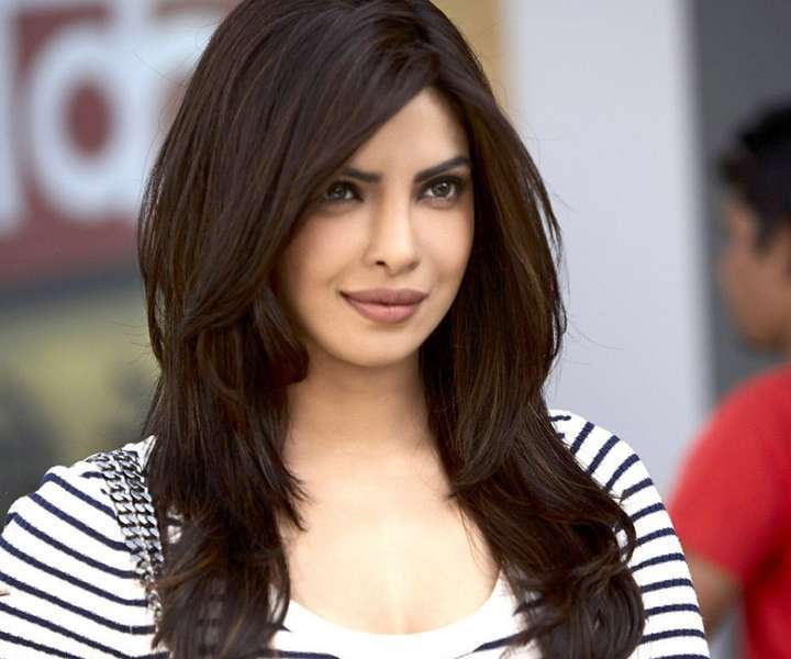 Priyanka Chopra's new hair look will leave you enthralled!