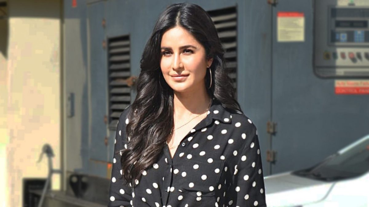 Update more than 164 katrina kaif blue dress latest