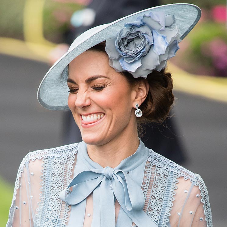LVff48BV-kate-middleton-happy-m.jpg.jpg