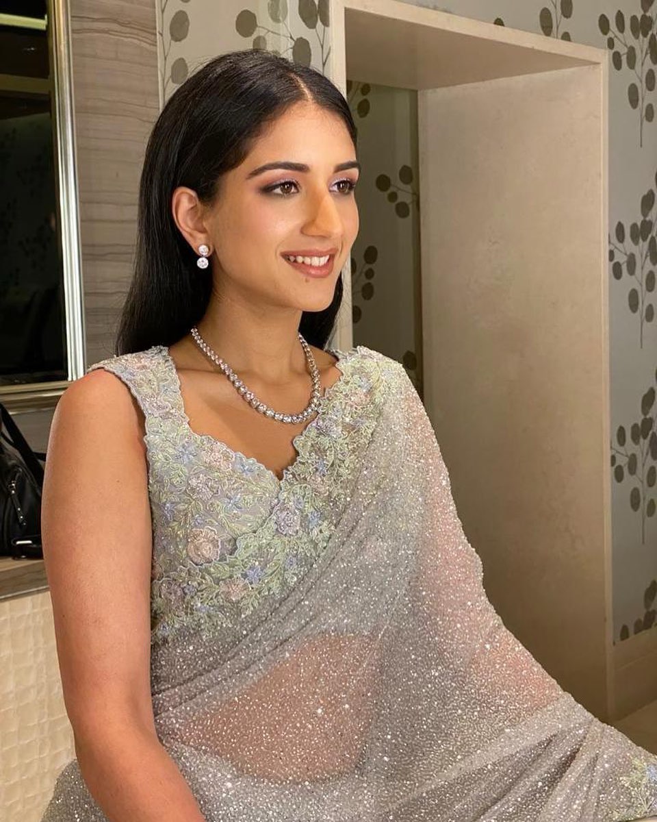 Radhika Merchant Stuns in Shimmering Sari for The Armaan Jain Wedding -  Masala