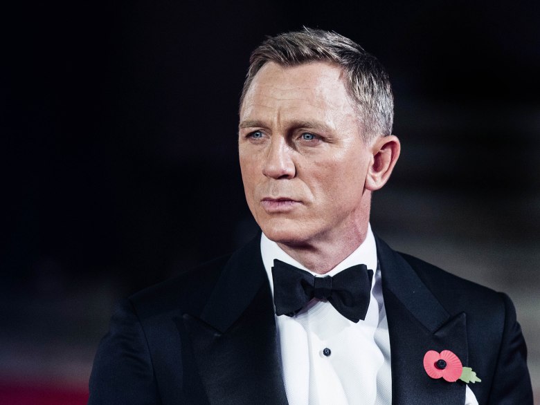 Daniel Craig Gets Emotional Filming Last Scene as James Bond for No