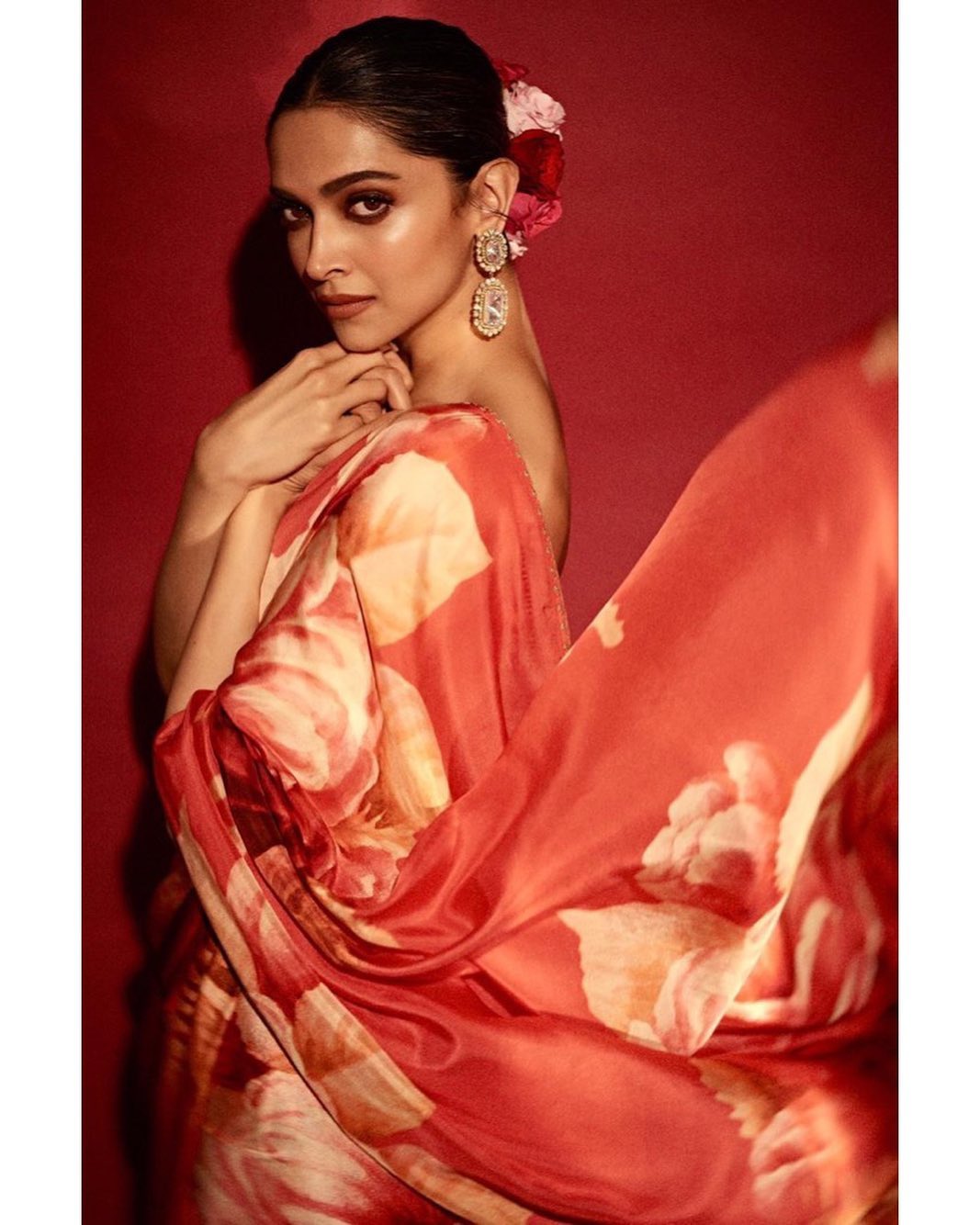The Ultimate Guide To Sabyasachi Saree Prices! | Sabyasachi sarees, Fancy  sarees party wear, Sabyasachi sarees price