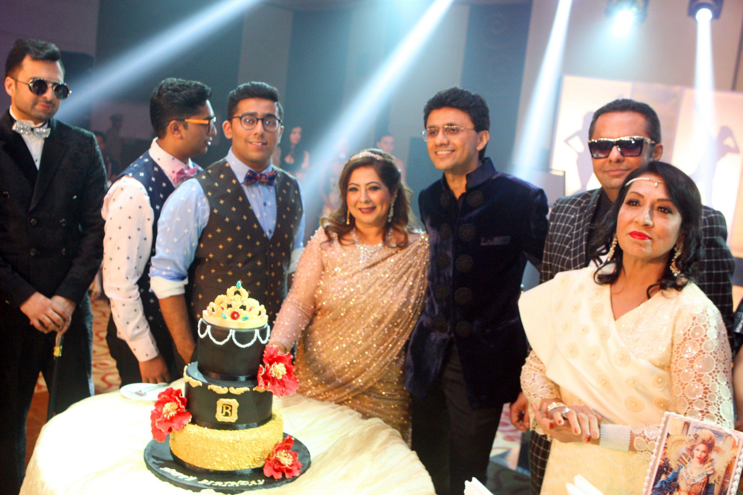 Anis Sajan's 'Don and Divas' Theme Party - Masala