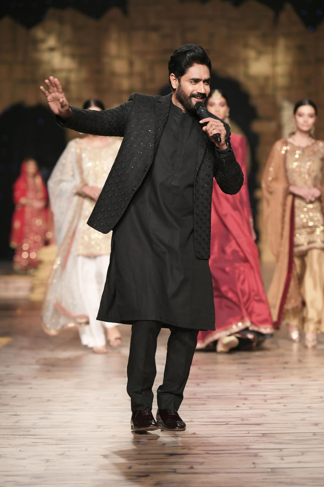Abrar ul Haq Lights Up the Ramp for Fahad Hussayn at Bridal