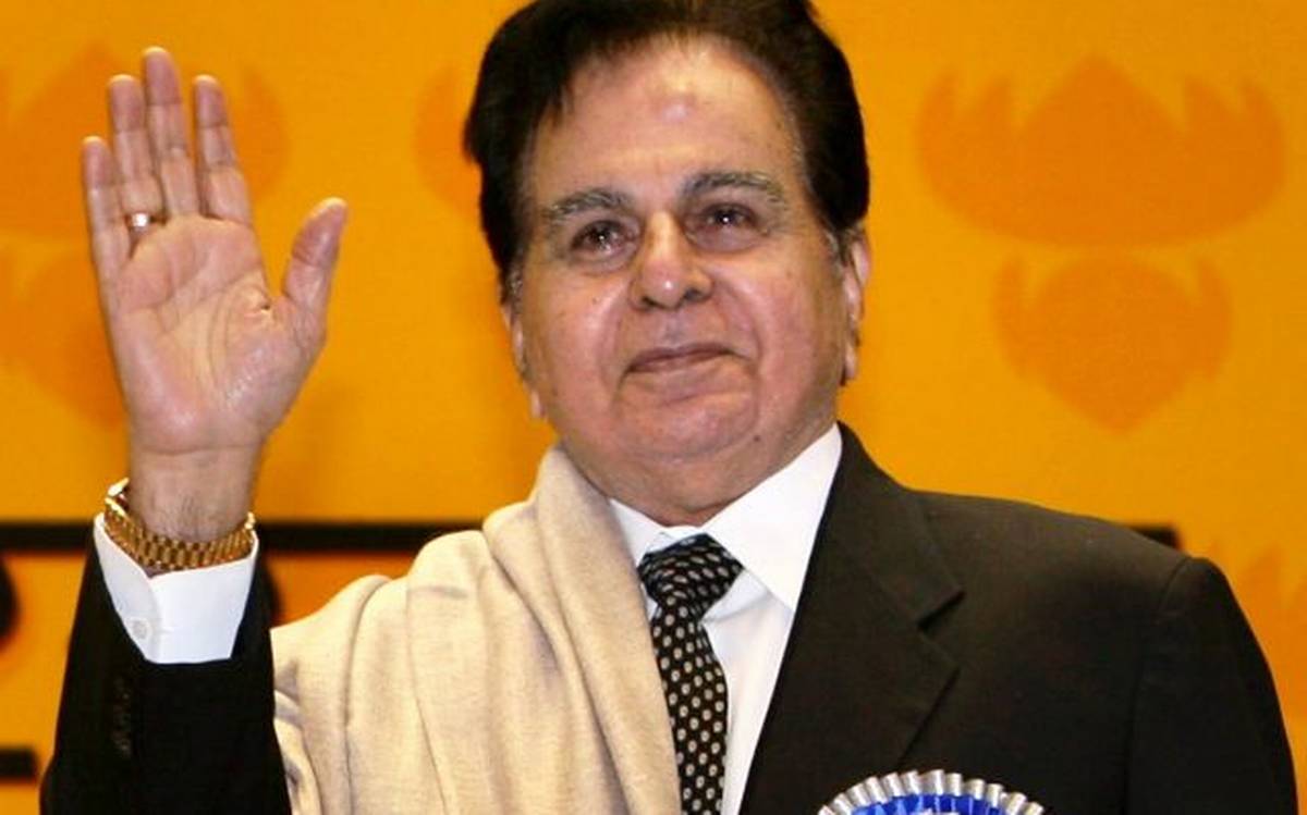 Dilip Kumar: Here's How Celebrities and Fans Wished the Legendary Bollywood  Actor on his 97th Birthday - Masala.com