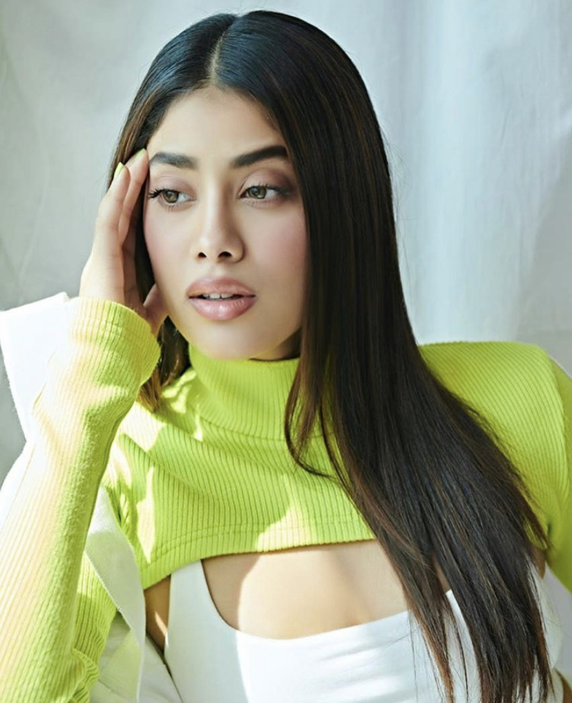 Janhvi Kapoor's Braided Bun At The Vogue Power List Event Is A Hairdo You  Can't Go Wrong With - Boldsky.com