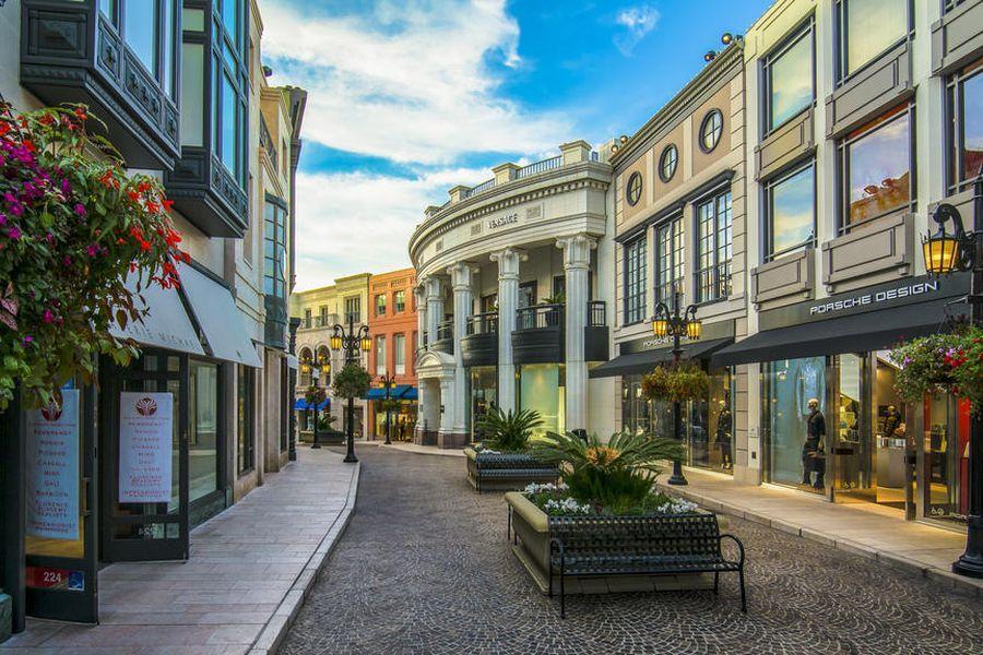 How to Shop like a VIP in Beverly Hills Masala