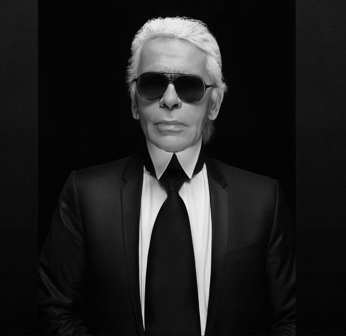 Fashion Icon Karl Lagerfeld Passes Away; Bollywood Mourns His Death ...