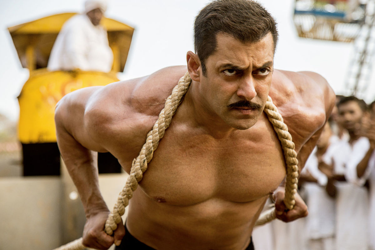 You Will Never Believe that THIS is the Reason Why Salman Khan Poses Shirtless Masala