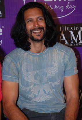 Milind parts with his wife