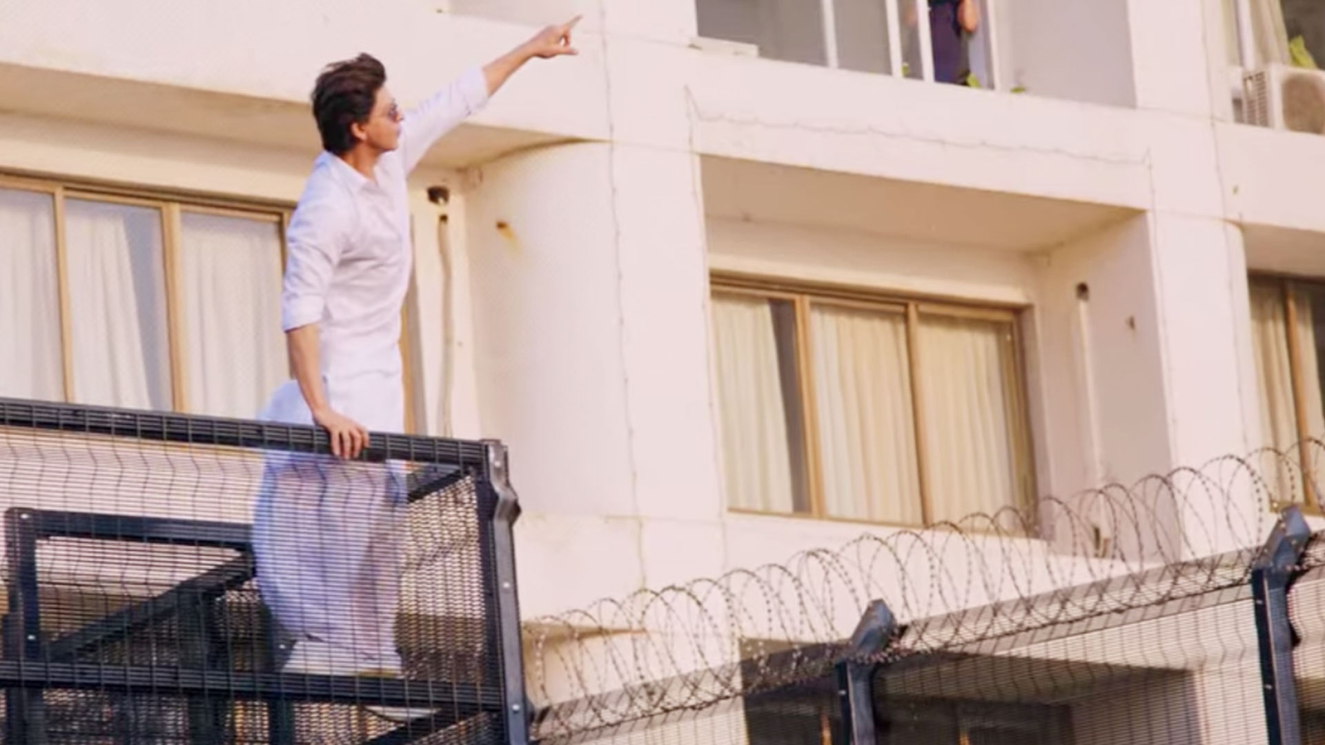 before-mannat-here-s-where-shah-rukh-khan-lived-masala