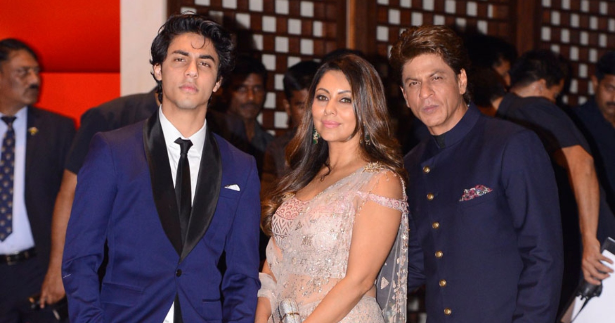 Shah Rukh Khan, Gauri Khan meet Aryan Khan in lockup