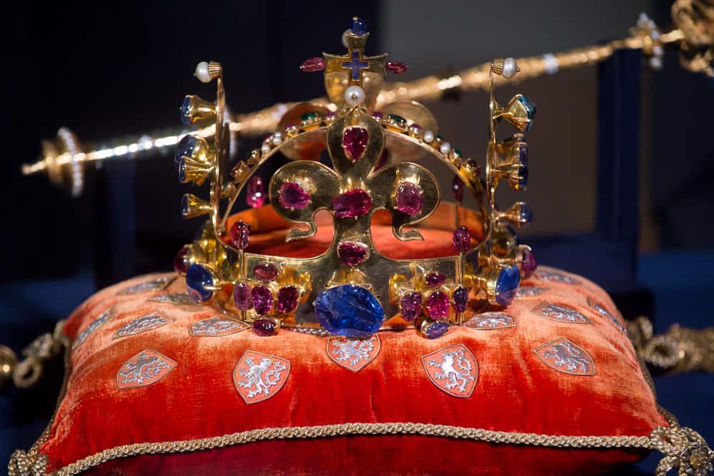 The Crown' Set $150,000 USD Antique Props Stolen