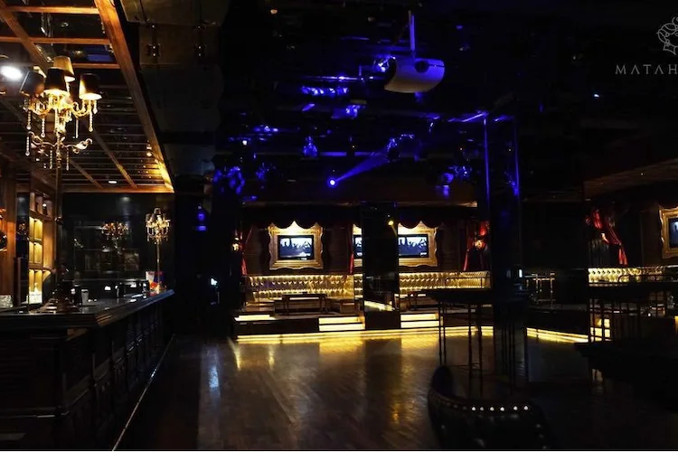 4 most expensive night clubs in Mumbai worth your money