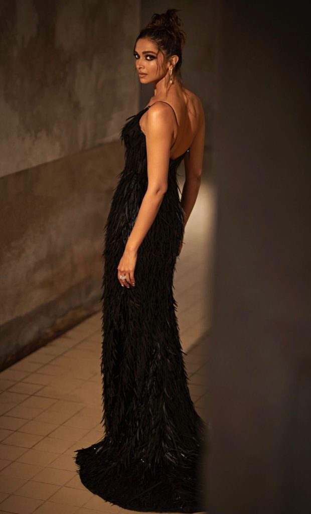 Deepika padukone sales one piece dress