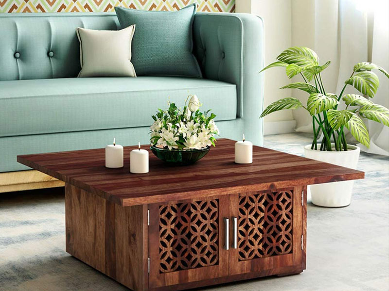 Centre on sale table decor