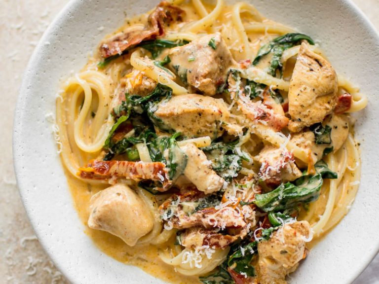 Tuscan Chicken Pasta Delicious creamy pasta in 30 minutes!
