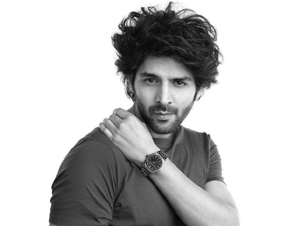 tags Kartik Aaryan as 'masses favourite'