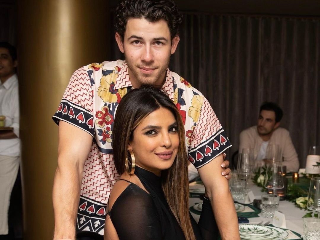 Priyanka chopra deals dress cost