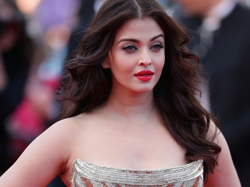 Aishwarya Rai: Biểu tượng sắc đẹp toàn cầu bước sang tuổi 49