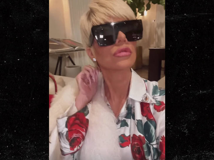 The Kardashians dress up as Kris Jenner to celebrate her 67th birthday