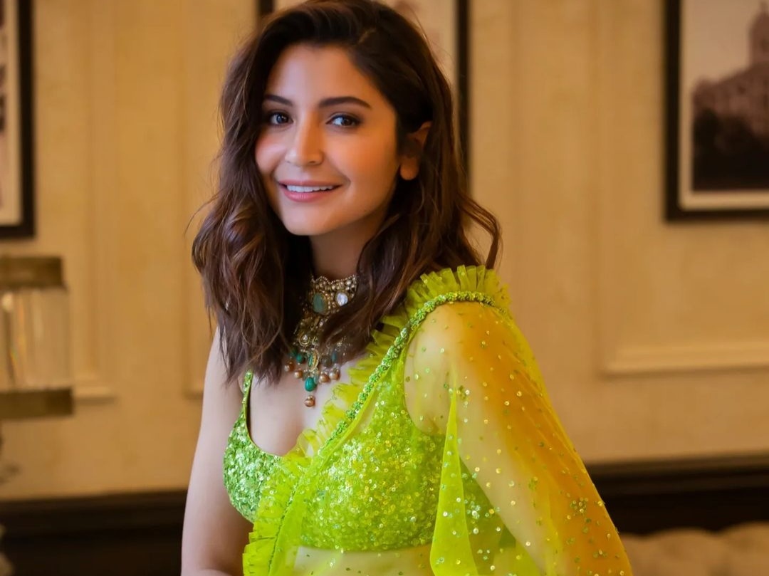 Details more than 164 anushka sabyasachi lehenga latest