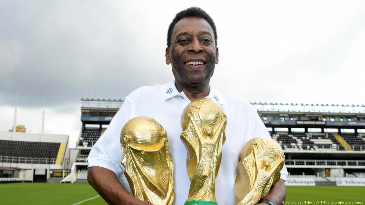 Pelé, Brazilian soccer star and 3-time World Cup winner, dies at 82