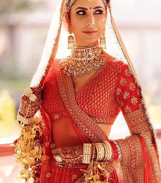 Bollywood-inspired bridal hairstyles to pin for the wedding season - Masala Bollywood-inspired bridal hairstyles to pin for the wedding season - Masala