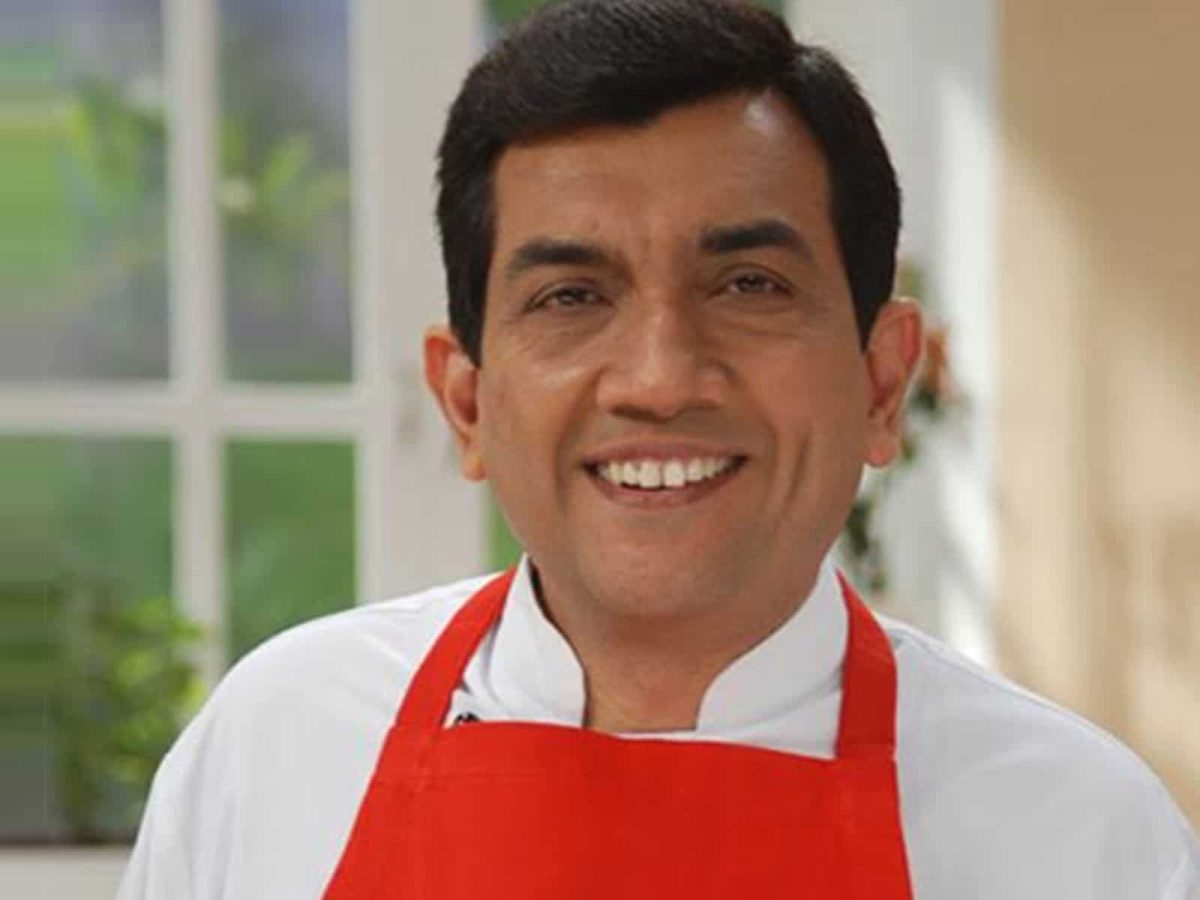 Sanjeev Kapoor trains his gun at Air India over bad food