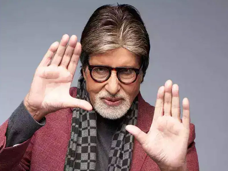 अमिताभ बच्चन ने सेट पर पहुंचने के लिए अजनबी से मांगी लिफ्ट, फोटो हुई वायरल- Amitabh Bachchan asked for a lift from a stranger to reach the set, photo went viral