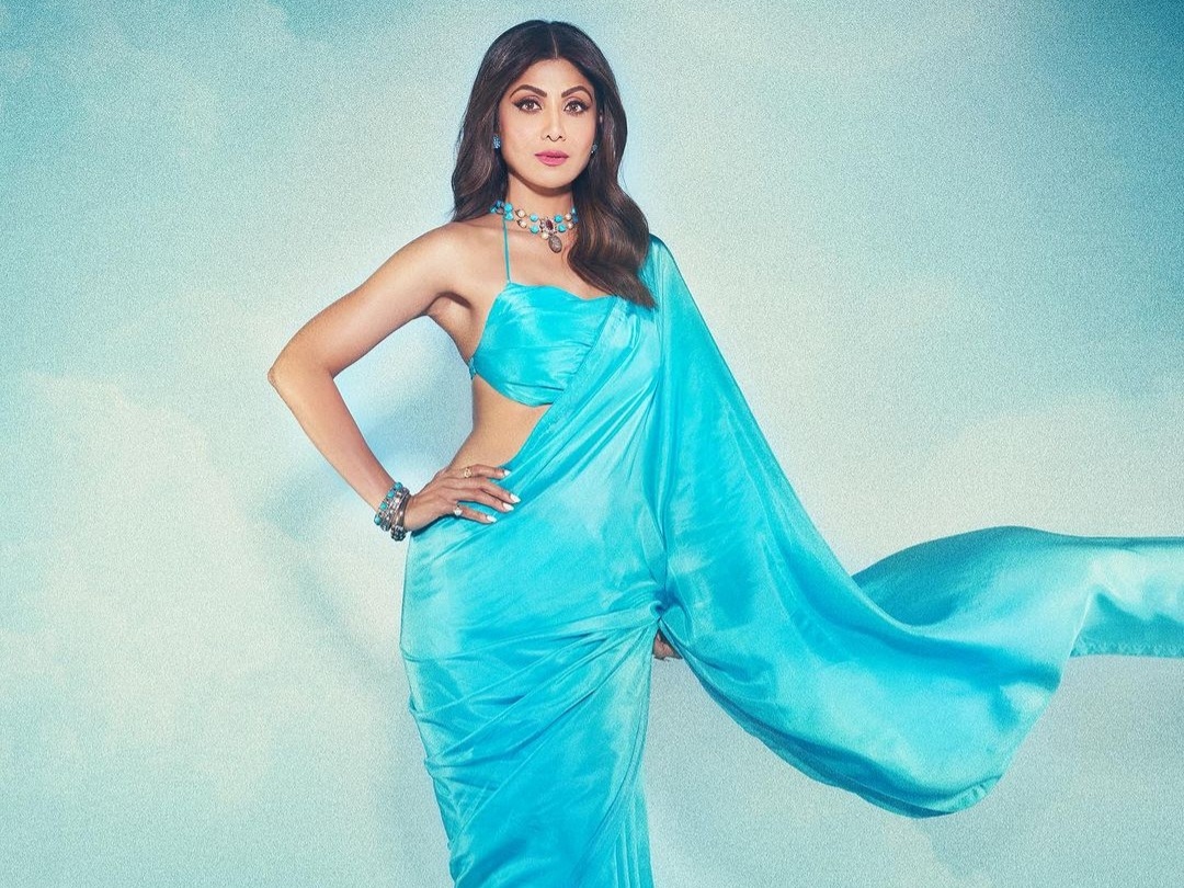 Shilpa Shetty flaunts the right curves in a blue saree by Ekaya - Masala
