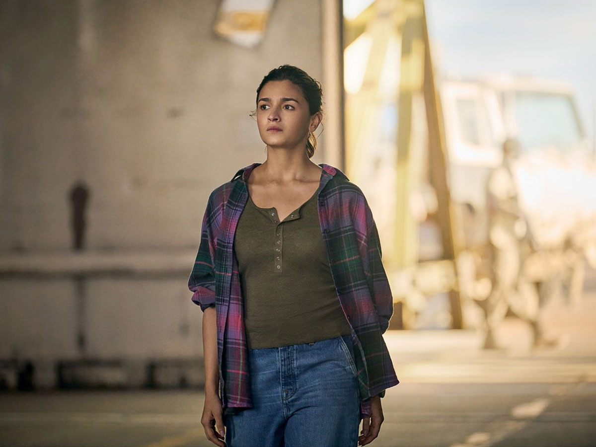 See Pic: Alia Bhatt looks intense in new Heart of Stone look