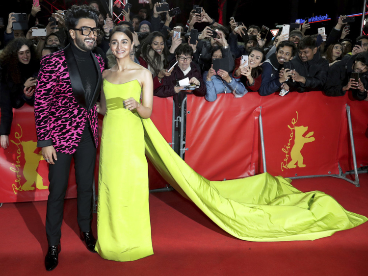 Ranveer Singh: When Amitabh Bachchan compared Ranveer Singh's outfit to a  plant - Read the hilarious incident here - Masala