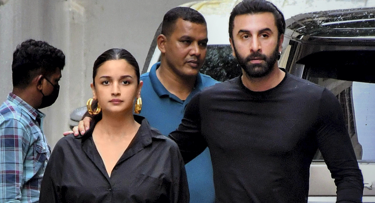 Ranbir Kapoor the new face of John Players