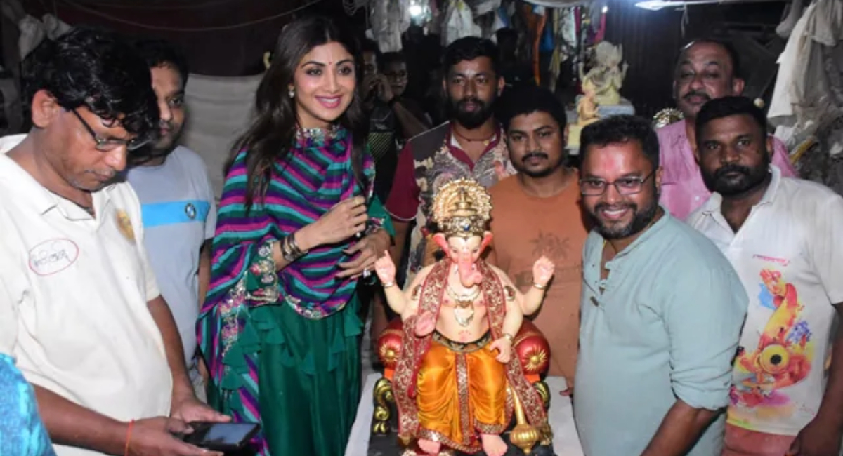 WATCH: Shilpa Shetty brings home Lord Ganesha's idol for Ganesh Chaturthi 2023, video goes viral