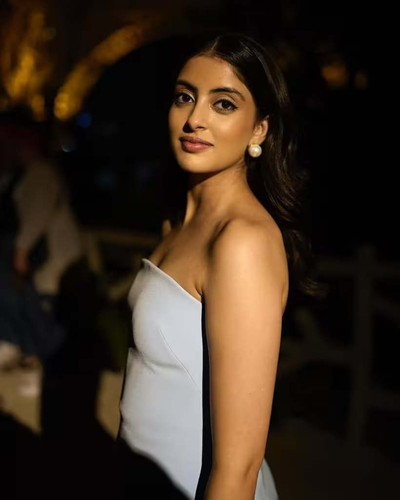 WATCH: Shweta Bachchan couldn't be prouder of daughter Navya Naveli Nanda as she walks the ramp at PFW 2023
