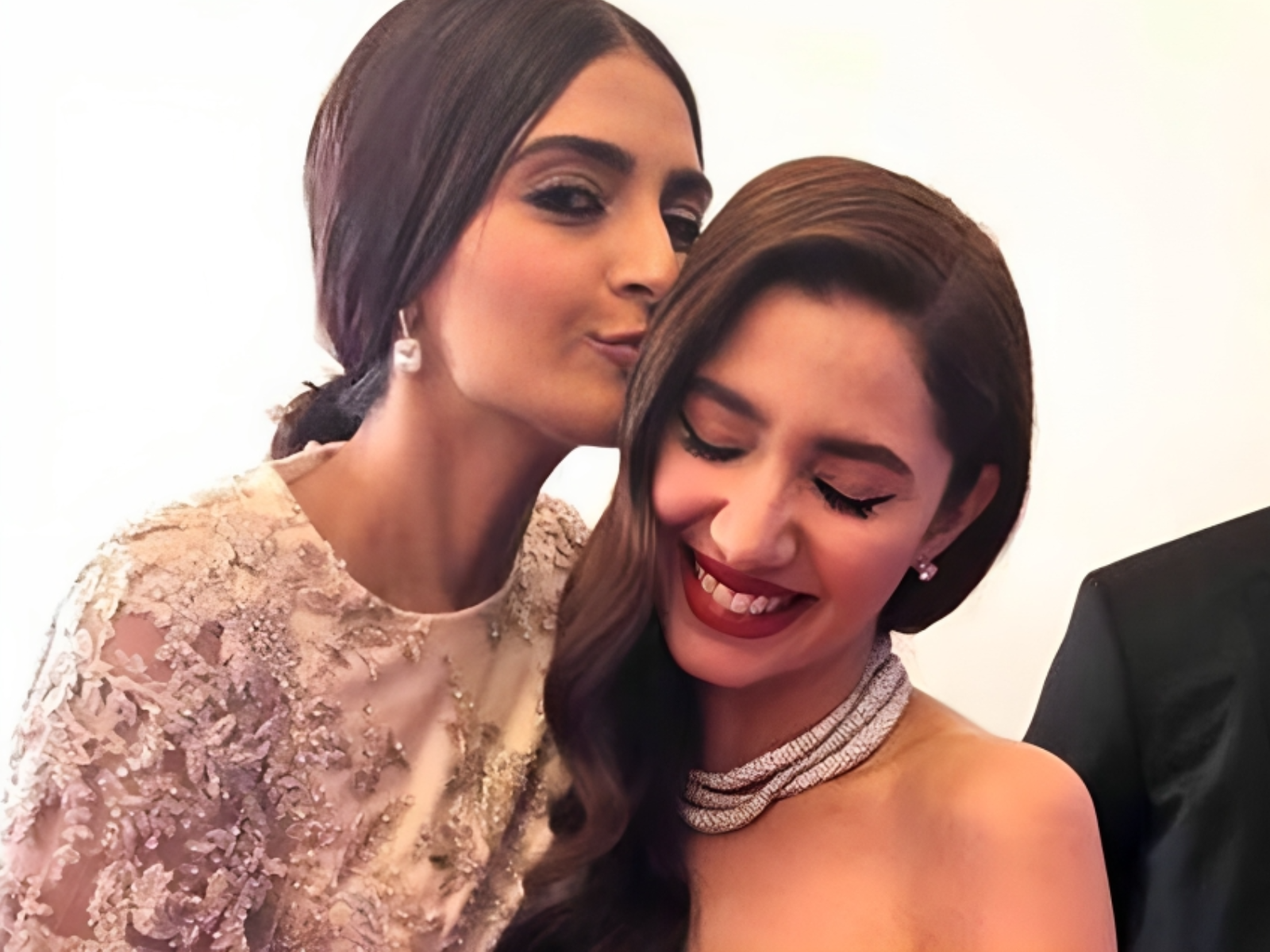 Mahira Khan wedding - Latest News, Photos & Videos on Mahira Khan