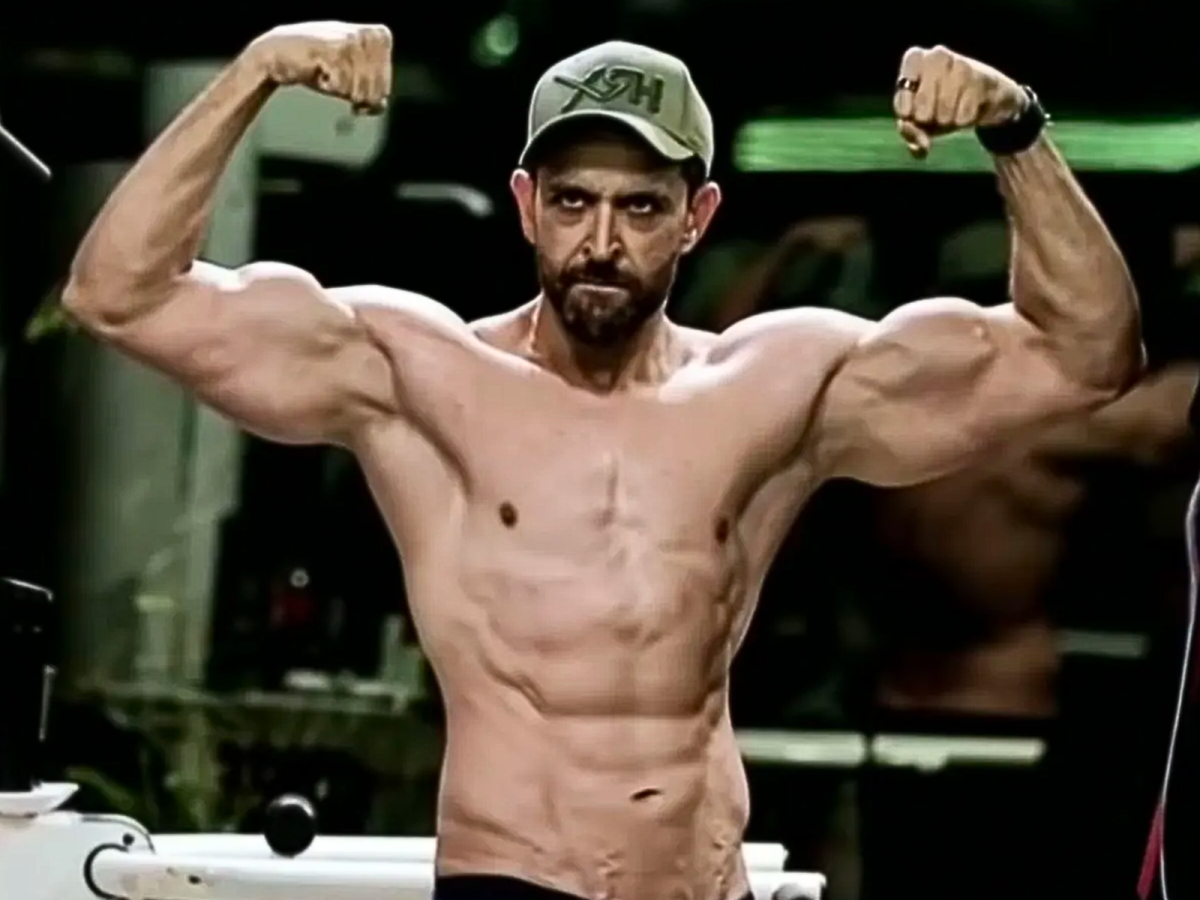 Hrithik Roshan's INSPIRING physical transformation surprises many: See Pictures HERE