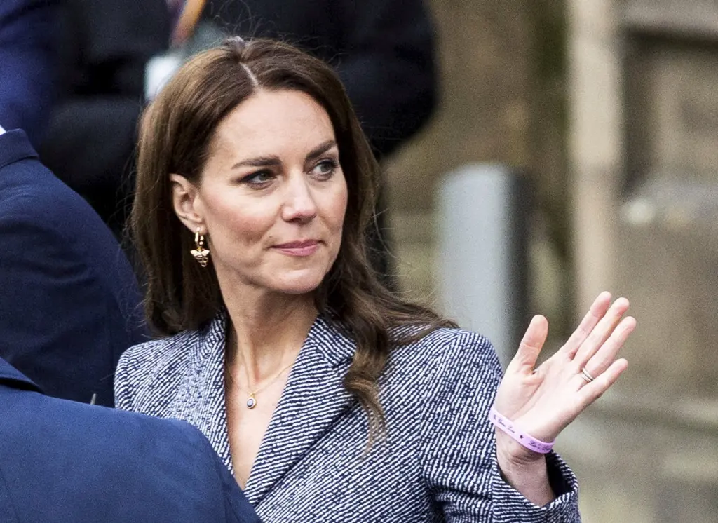 Kate Middleton ALLEGEDLY seen for first time with Prince William post