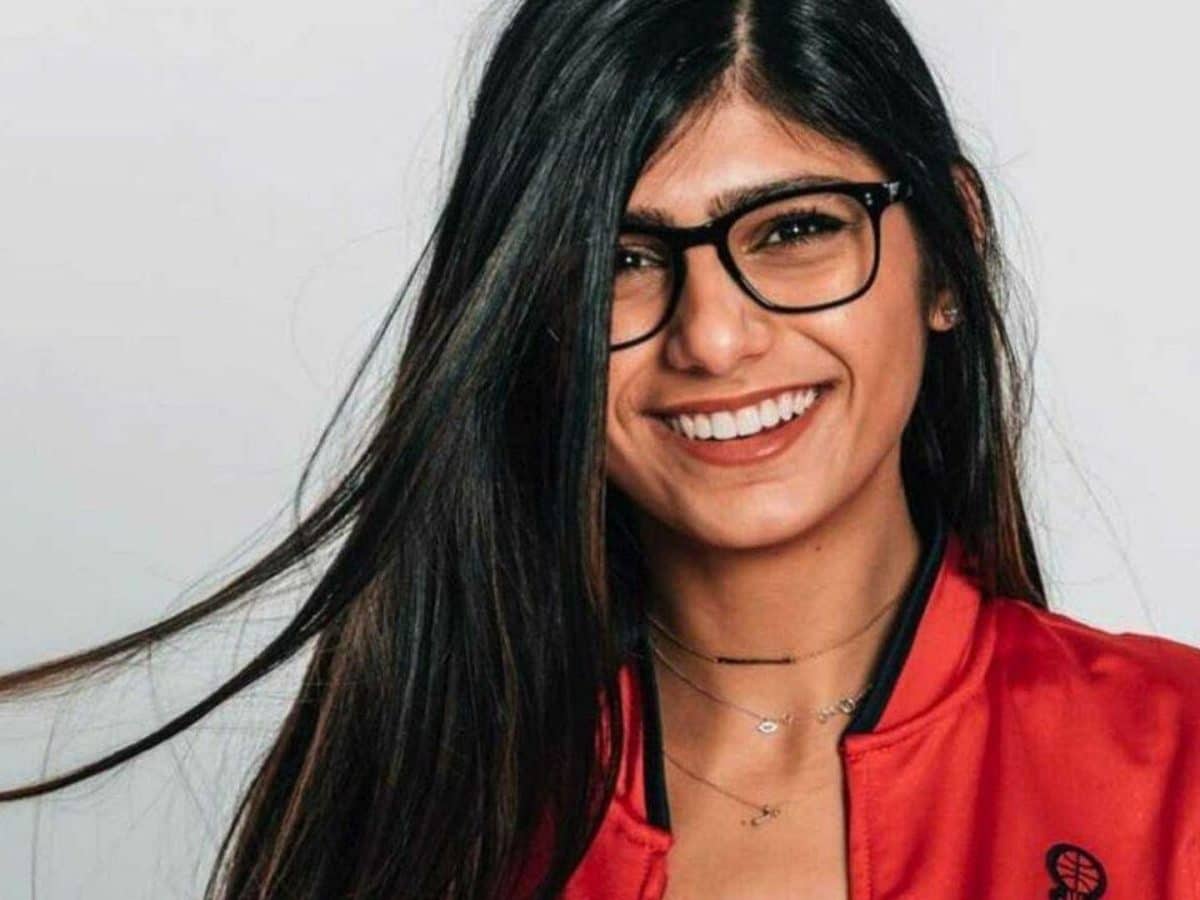 When Mia Khalifa spoke about her career in adult films and exposed her 
