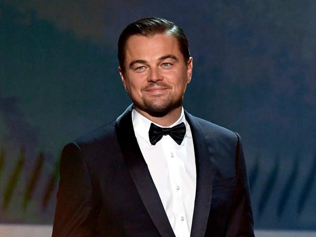 Leonardo DiCaprio stopped