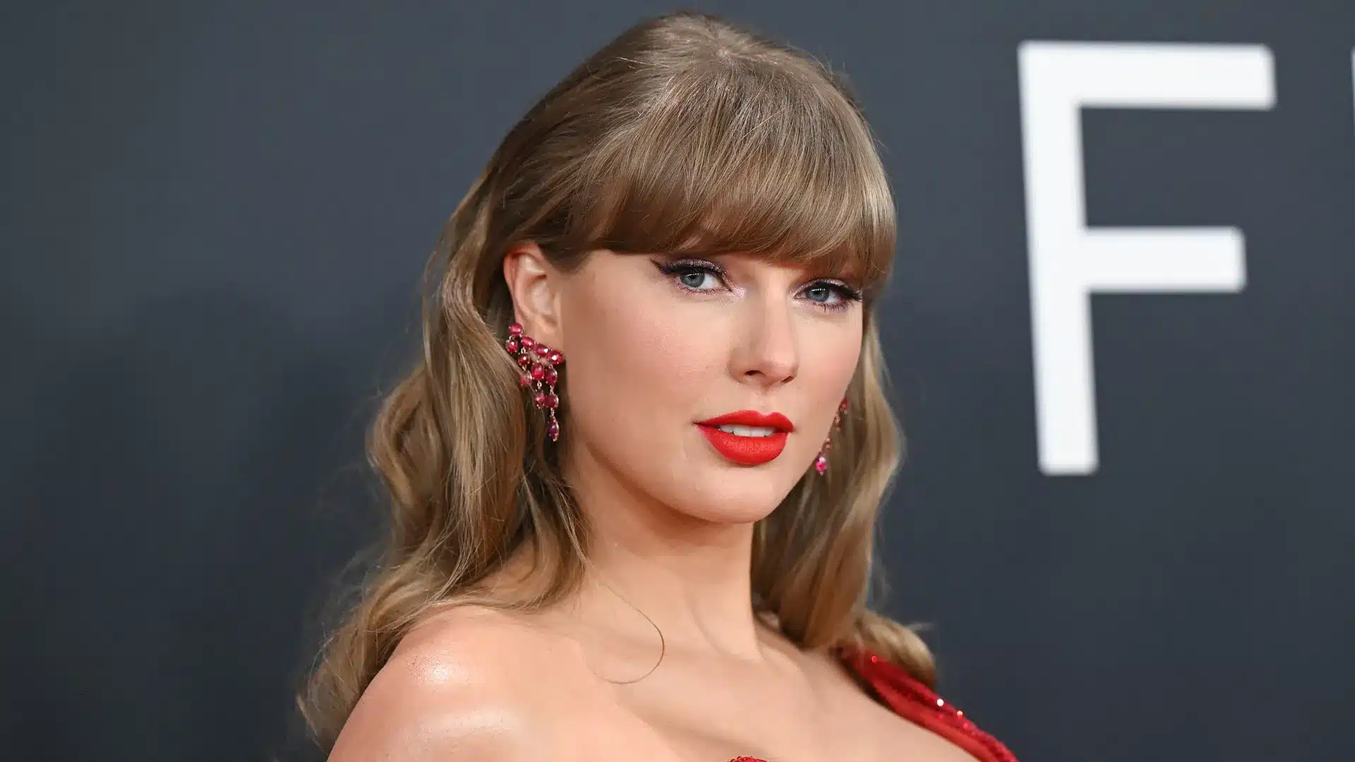 Taylor Swift'S New Album: What The Critics Are Saying (Pennsylvania Native) - 7dpoxm8