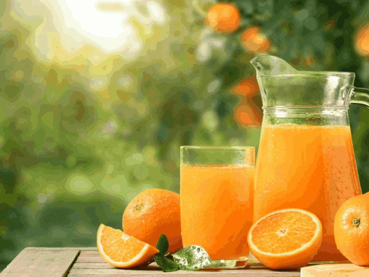 10 Hydrating Drinks to Enjoy for Breakfast During Summer Months