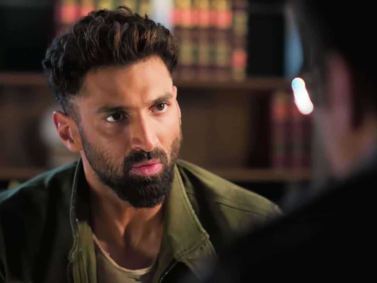 Aditya Roy Kapoor